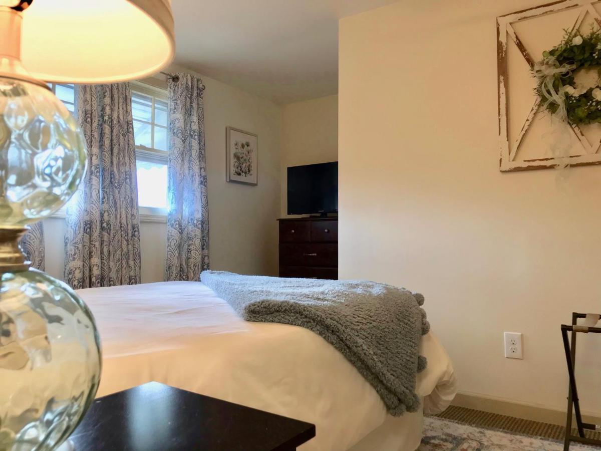 The Little Italy Of Niagara Falls Bed & Breakfast Екстер'єр фото